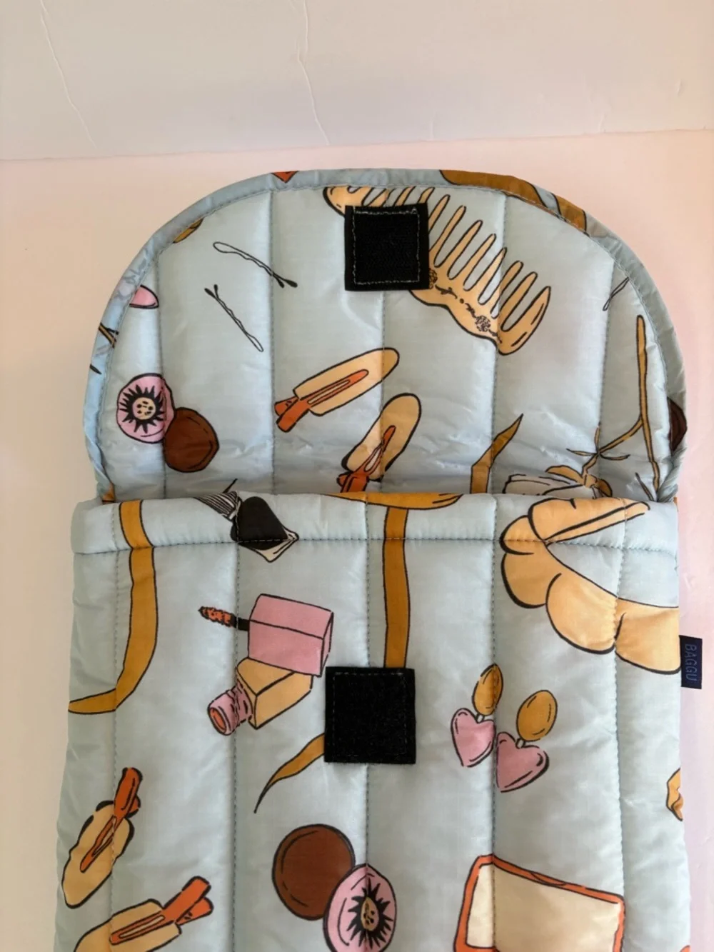 NWOT BAGGU 13